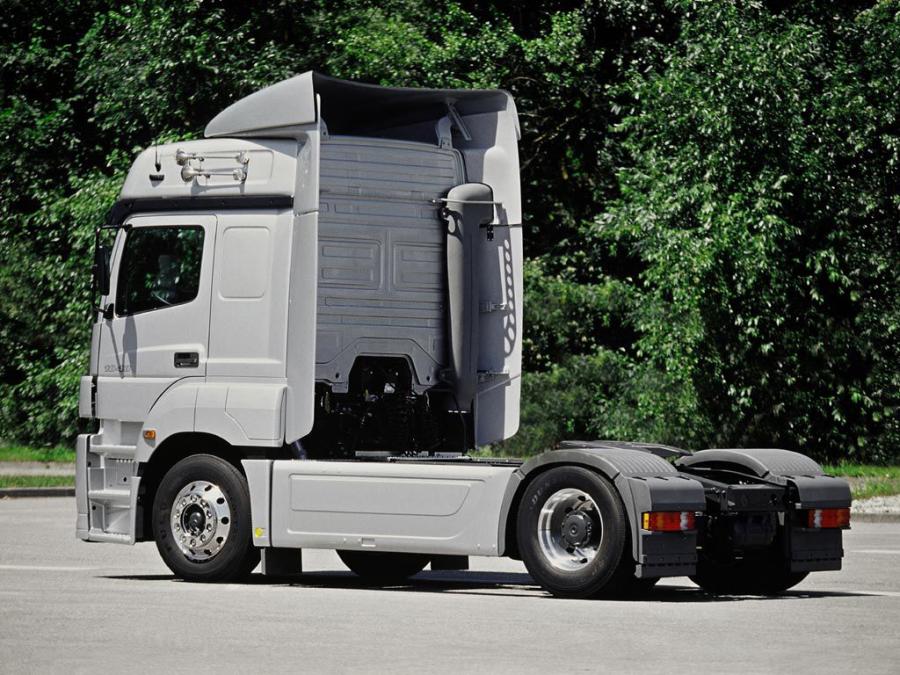  Mercedes-Benz Axor 1843 2001 года  (фото 17 из 18)